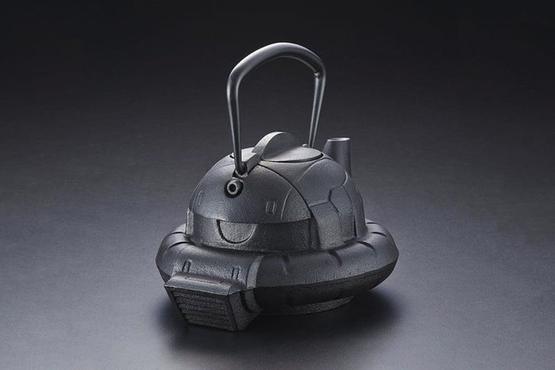 文物級技術－南部鐵器鑄製 ZAKU 頭造型生鐵茶壺