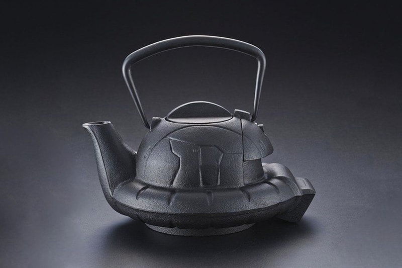 文物級技術－南部鐵器鑄製 ZAKU 頭造型生鐵茶壺