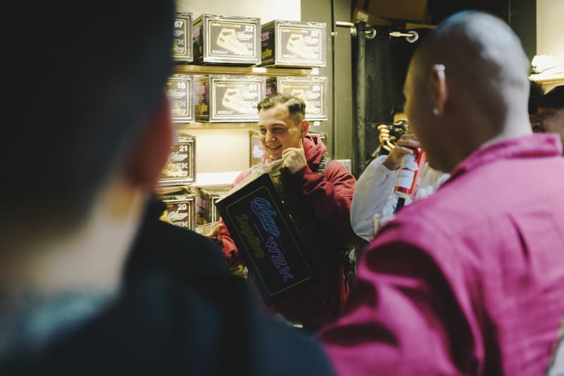 由人氣 Rapper Jony J 開設!走進全新球鞋店舖 OKAY WZK