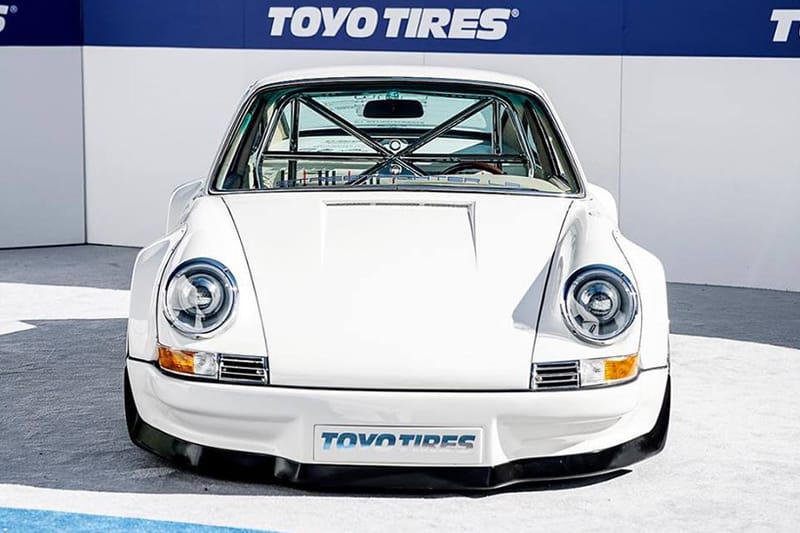 終極結合 − Porsche 911 換上 Tesla 700 匹馬力電能系統