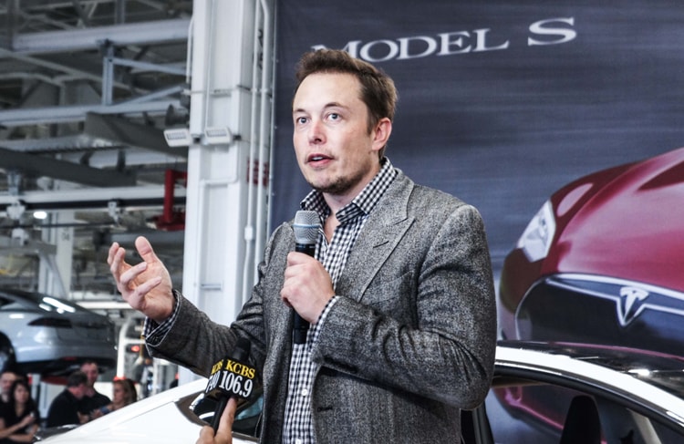 時代更迭?Robyn Denholm 確定將取代 Elon Musk 成 Telsa 新董事長