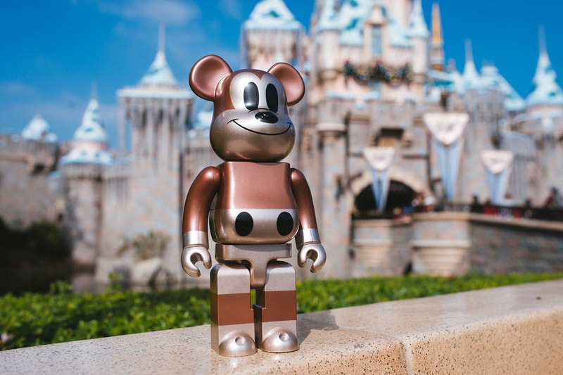 UNDEFEATED x Disney 聯手打造 Mickey Mouse 90 週年 BE@RBRICK
