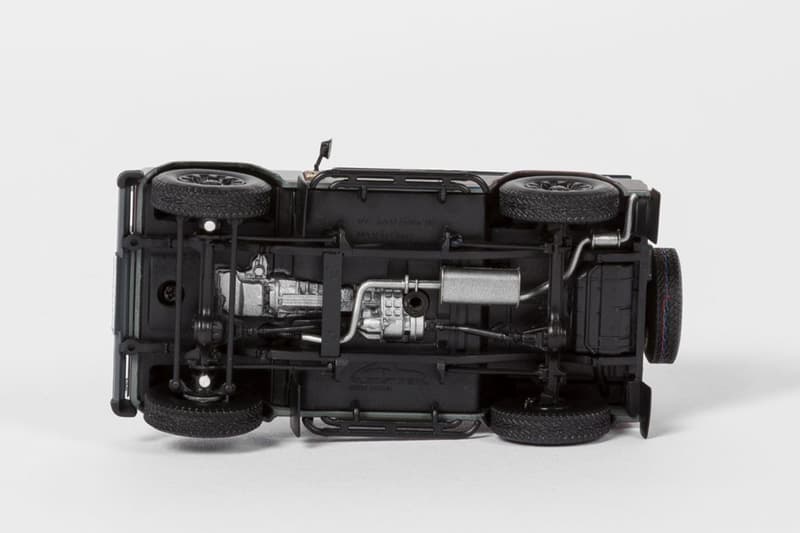 全球唯一的 Paul Smith + Land Rover Defender 90 現在誰也可以擁有