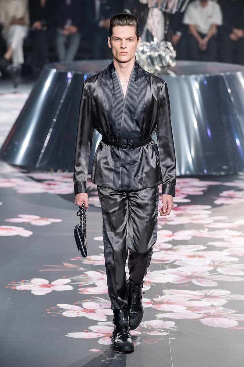 空山基加持！Dior 2019 早秋系列於東京正式發佈