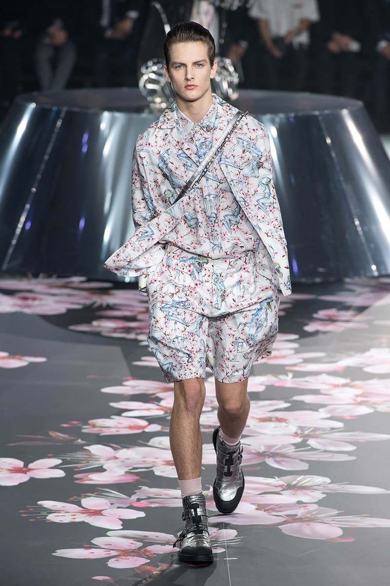 空山基加持!Dior 2019 早秋系列於東京正式發佈