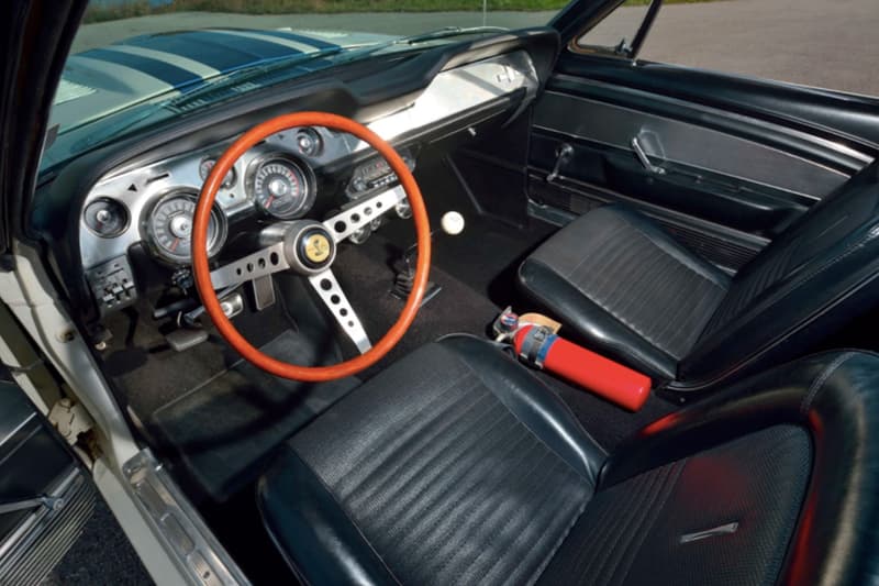 全球僅此一輛 − 1967 年 Ford Mustang Shelby GT500 以 220 萬美元高價售出