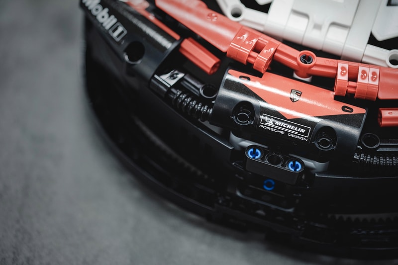 編集部試玩－近賞 LEGO Technic Porsche 911 RSR 積木模型