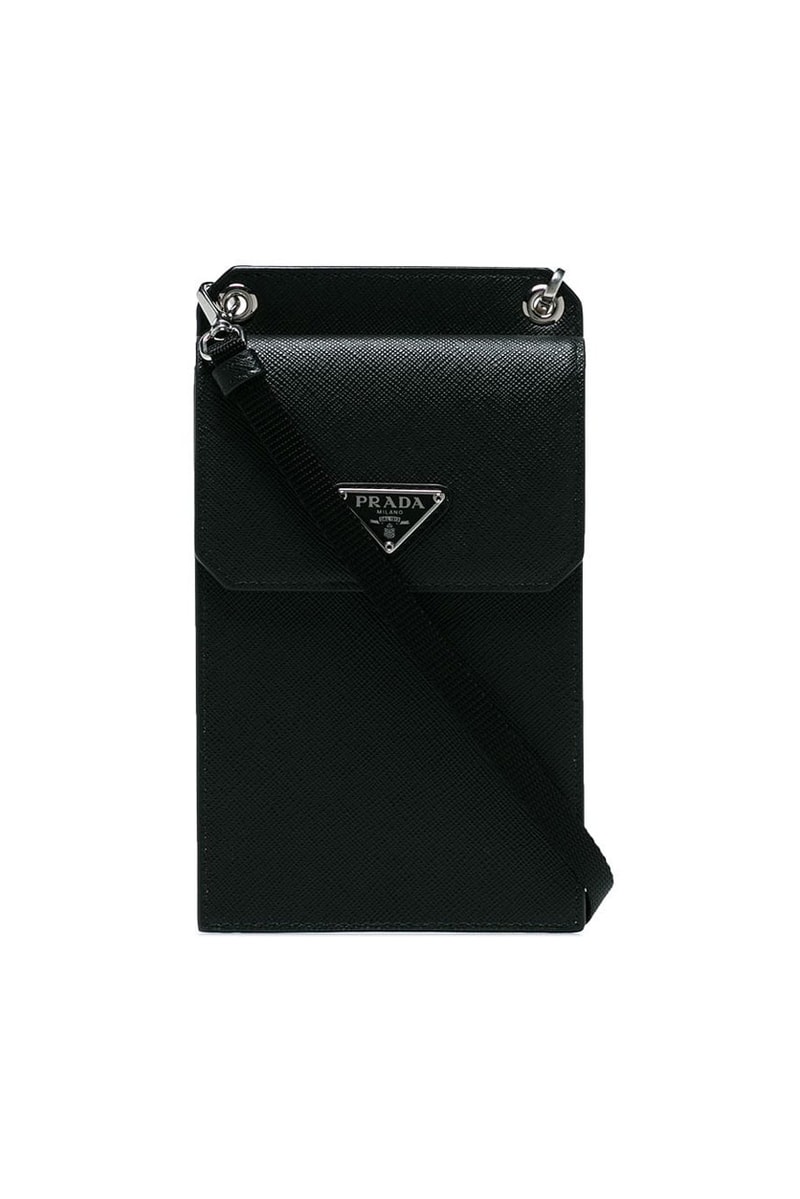 Prada 推出全新兩用皮革小物袋