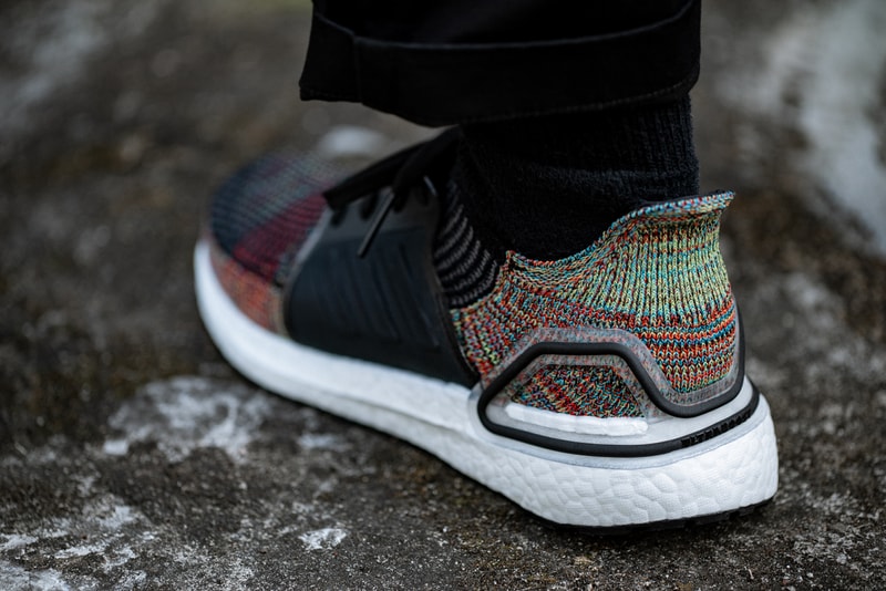 近賞 UltraBOOST 19 系列最新「Dark Pixel」配色