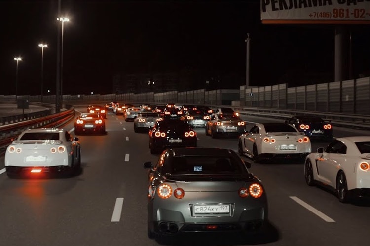 東瀛戰神大會師!俄羅斯大型車聚共 40 輛 Nissan GT-R 齊聚一堂