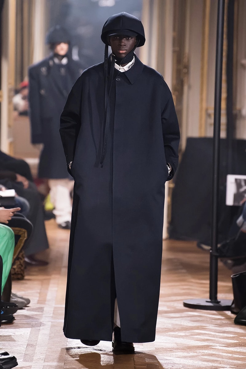 巴黎時裝周 − 離開 Calvin Klein 的首秀！Raf Simons 發佈 2019 秋冬系列
