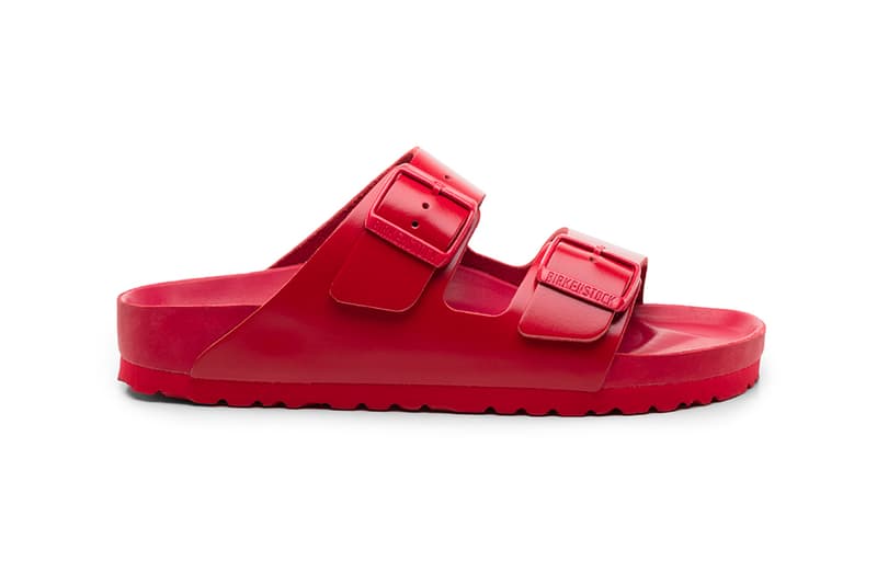 Valentino x Birkenstock 聯乘 Arizona 涼鞋系列登場