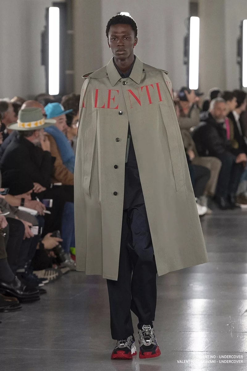 巴黎時裝周 − Valentino 發佈 2019 秋冬系列