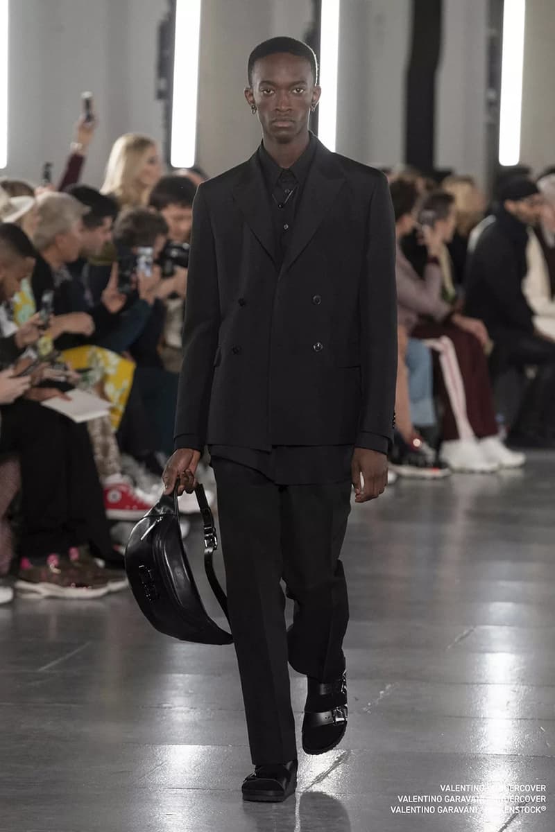 巴黎時裝周 − Valentino 發佈 2019 秋冬系列