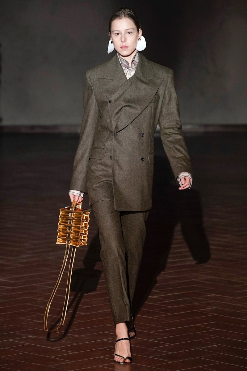 Y/Project 於 Pitti Uomo 95 發佈 2019 秋冬系列