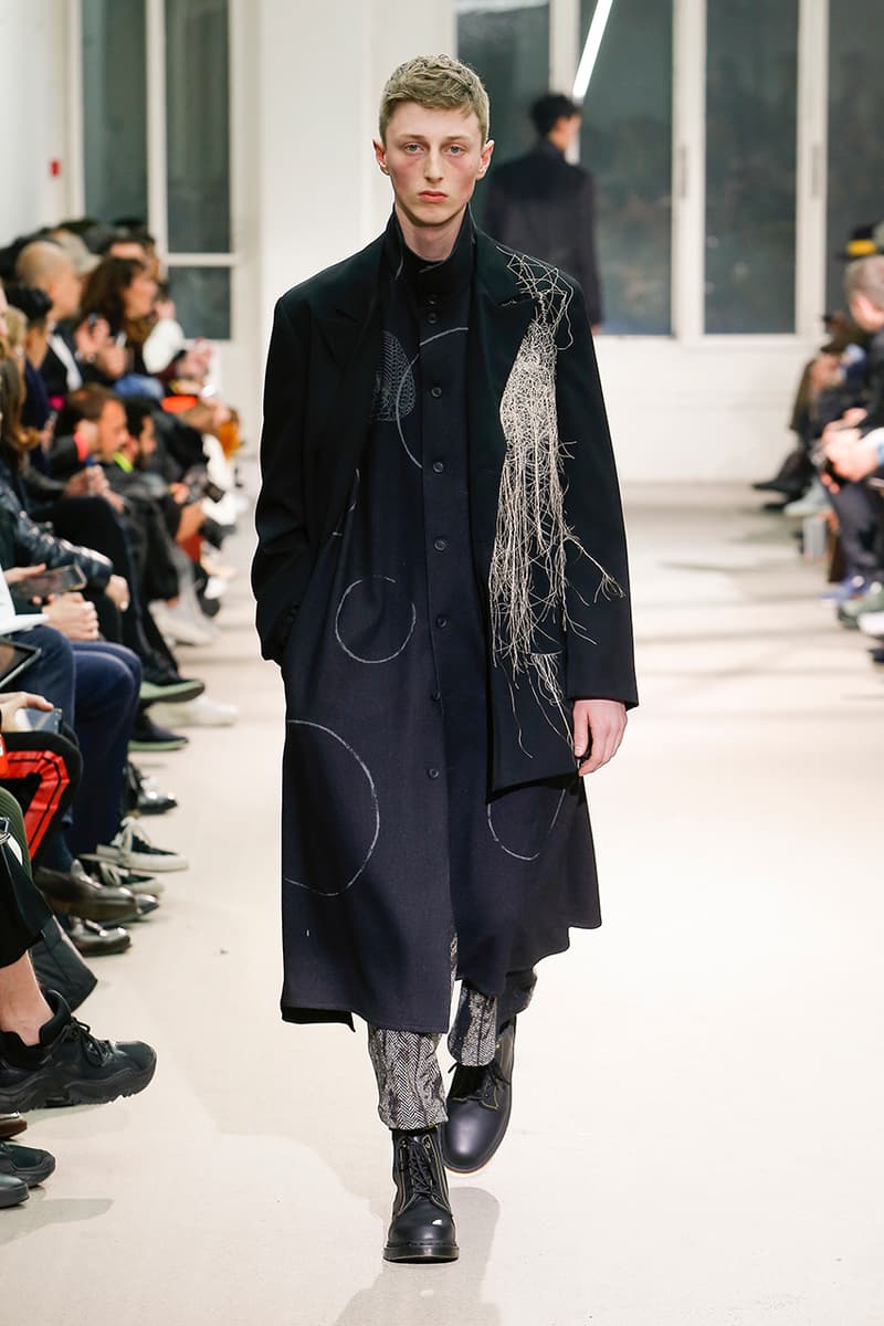 巴黎時裝周 − Yohji Yamamoto 發佈 2019 秋冬系列