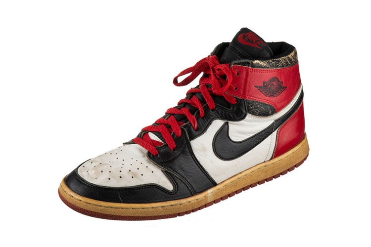 無價逸品 − Michael Jordan 1985 年實著 Air Jordan 1「Black Toe」展開拍賣