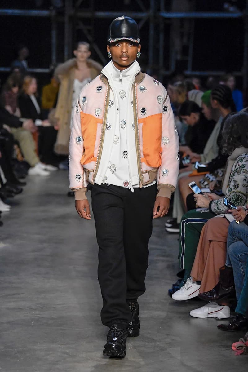 倫敦時裝周 − Burberry 發佈 2019 秋冬系列