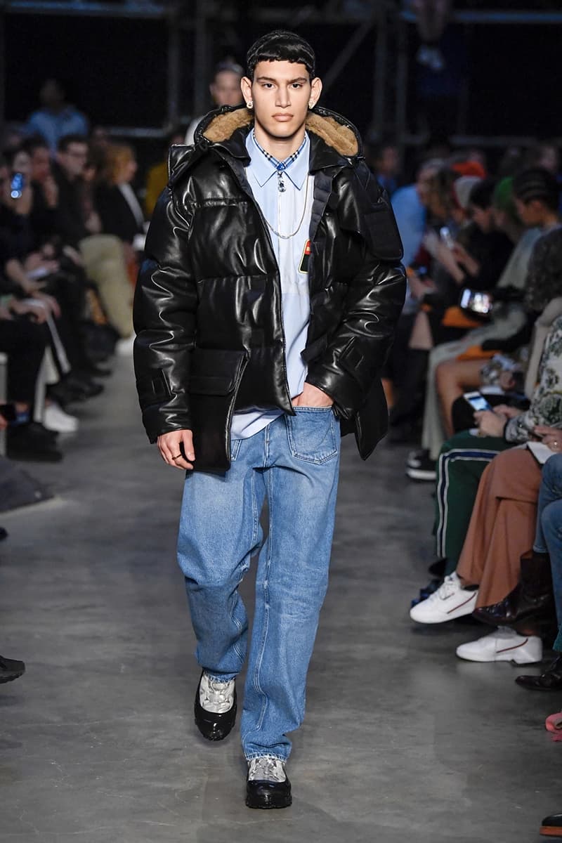 倫敦時裝周 − Burberry 發佈 2019 秋冬系列