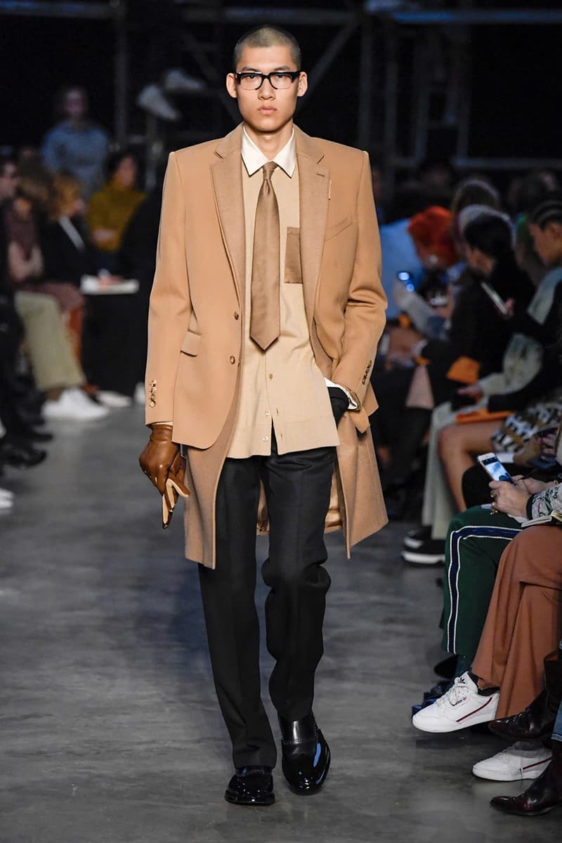 倫敦時裝周 − Burberry 發佈 2019 秋冬系列