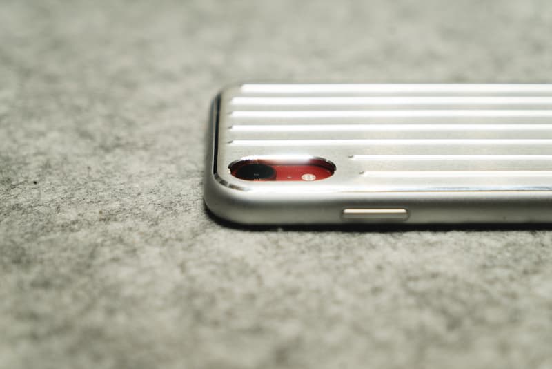 近賞 RIMOWA 最新鋁製 iPhone Case