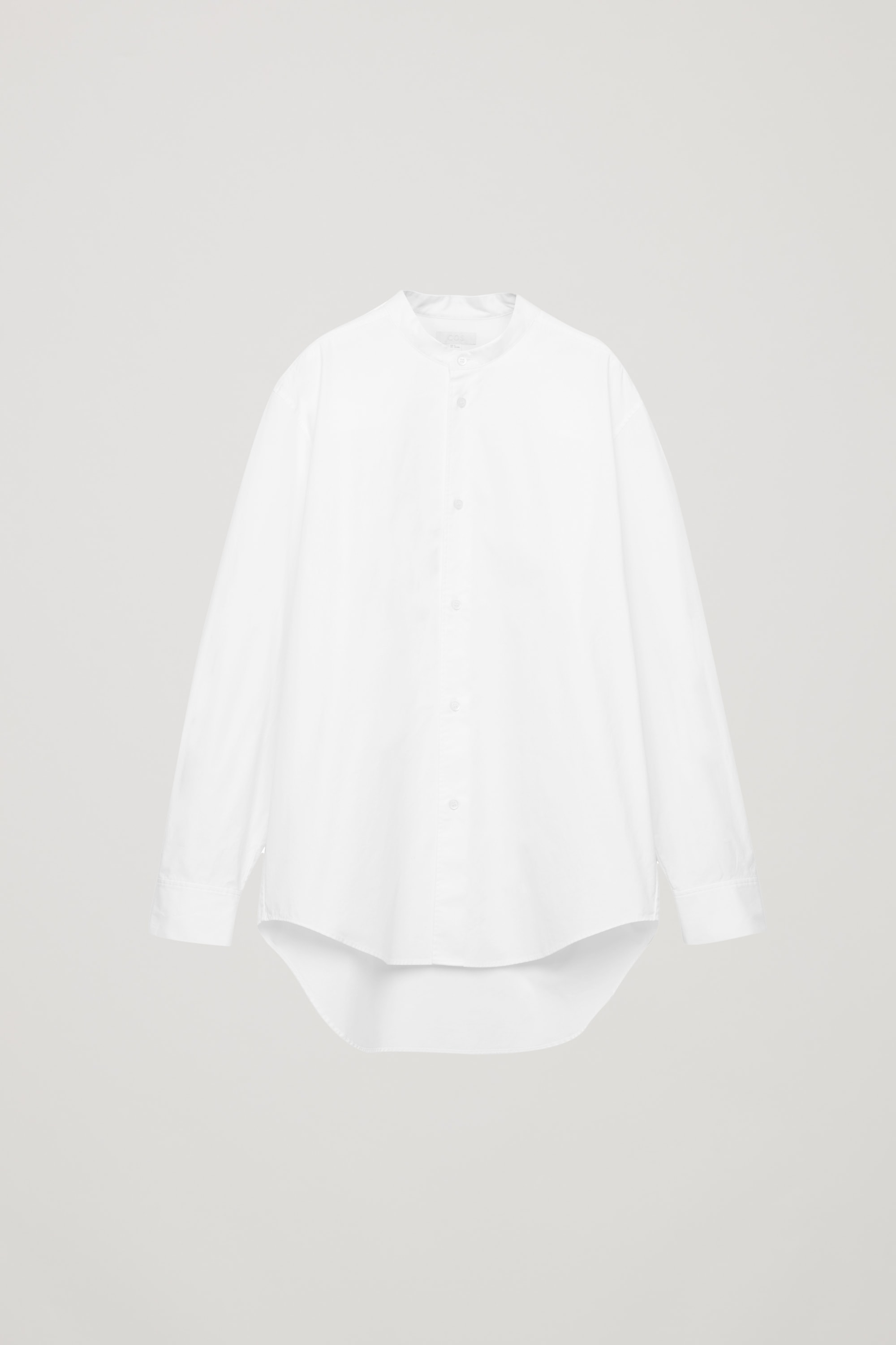 專注剪裁－COS 推出全新 White Shirt Project 系列
