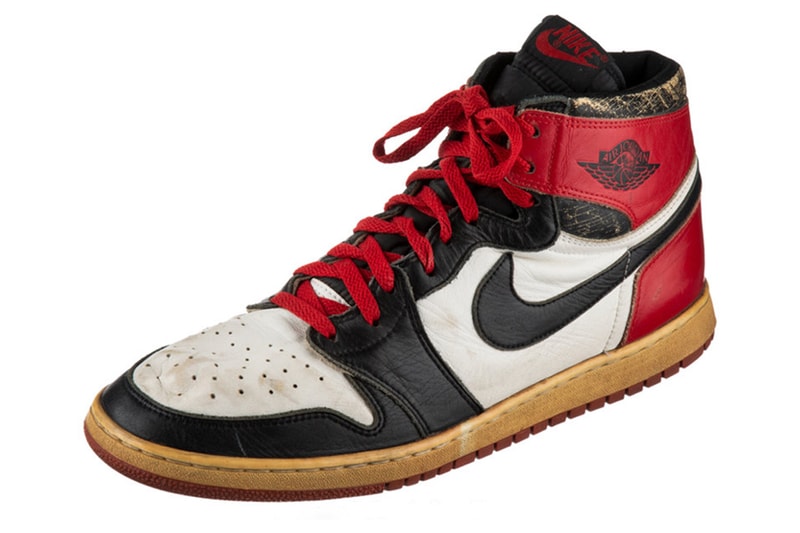 無價逸品 − Michael Jordan 1985 年實著 Air Jordan 1「Black Toe」展開拍賣