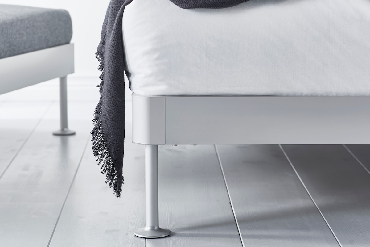 IKEA 與 Tom Dixon 合作推出「DELAKTIG」睡房家品