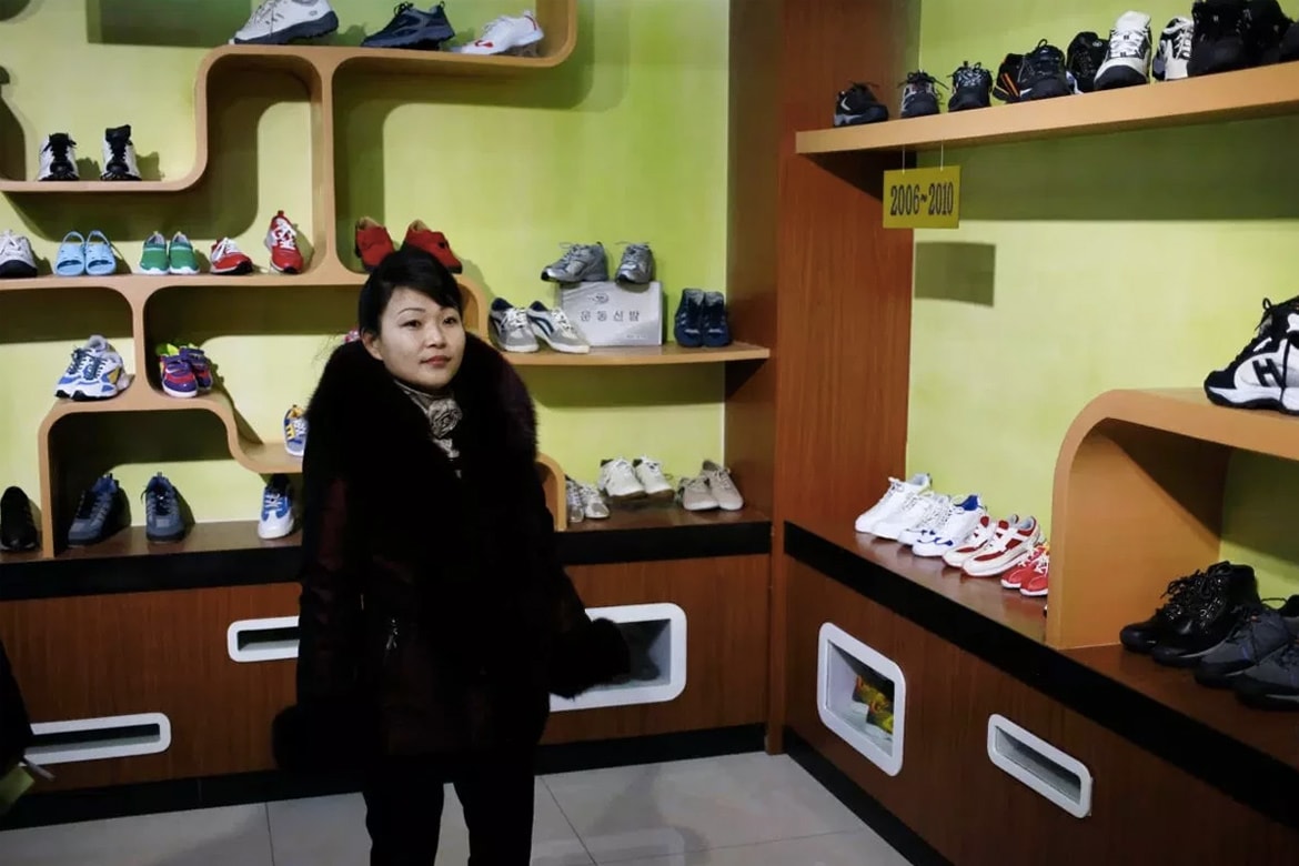 率先直擊北韓山寨球鞋生產工廠