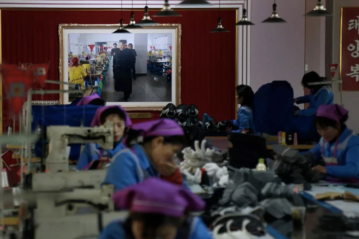 率先直擊北韓山寨球鞋生產工廠