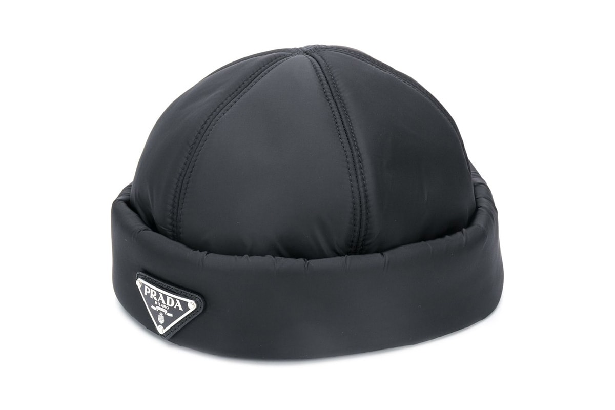 Prada 推出全新 Logo 尼龍版 Beanie Hat
