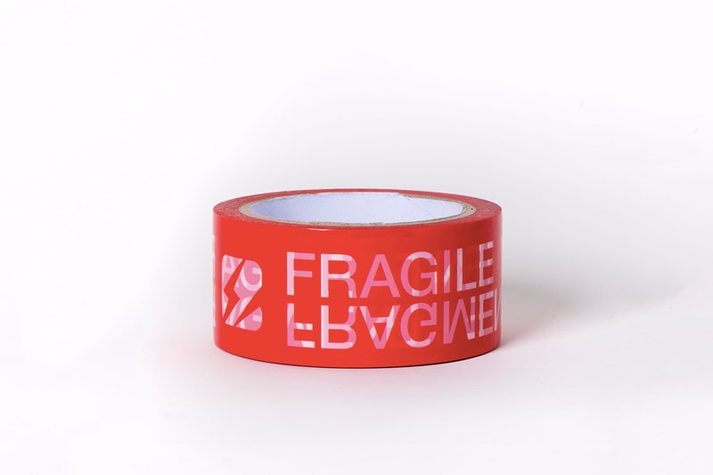 sacai x fragment design 再度攜手帶來「Do Nothing but sacai」別注系列