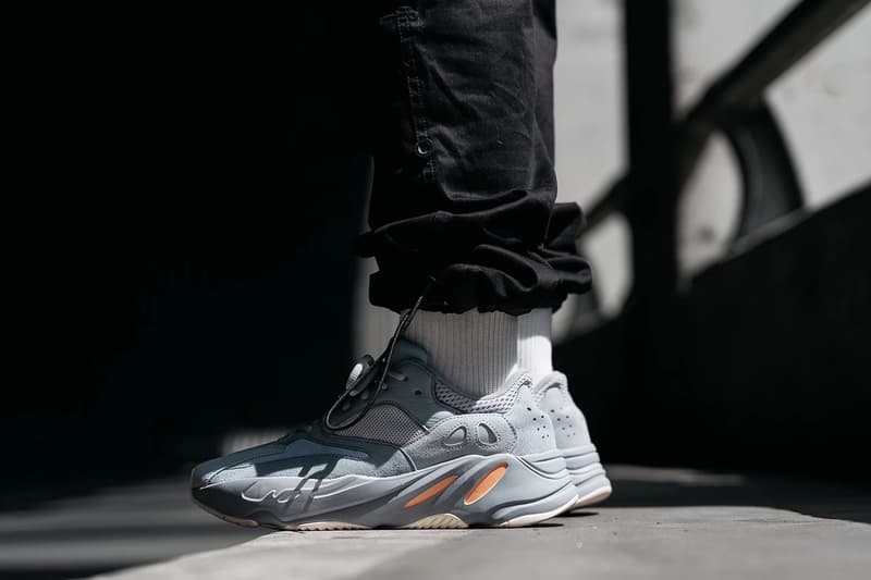 搶先預覽 YEEZY BOOST 700 全新配色「Inertia」最新上腳圖輯