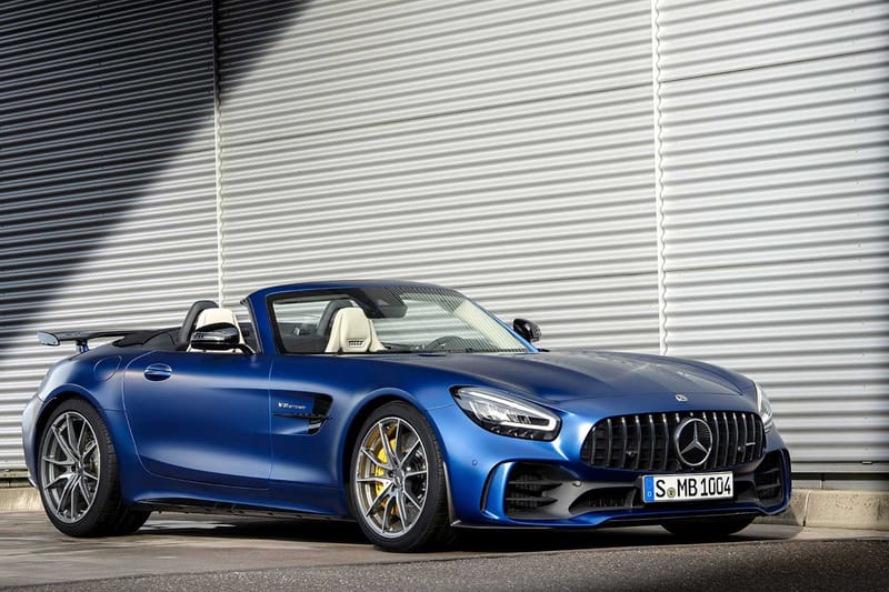 Mercedes-AMG 發佈全新軟頂開篷車 GT R Roadster