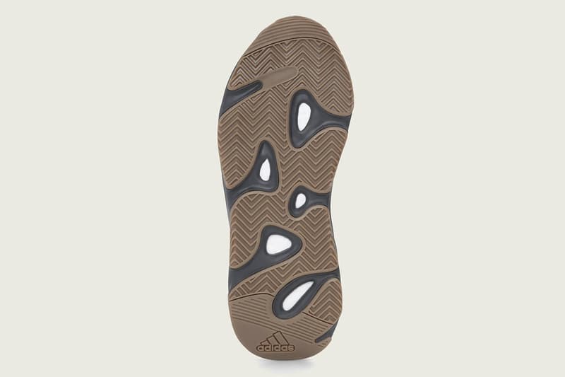 YEEZY BOOST 700 V2 全新配色「Geode」官方圖輯發佈