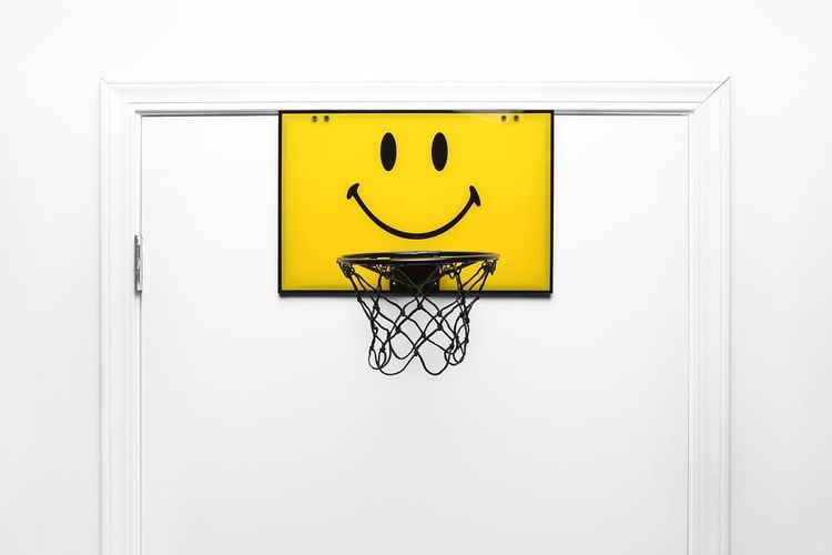 Chinatown Market 推出迷你「笑臉」籃球及球架