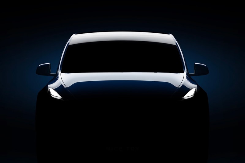名偵探系列－Tesla Model Y 發佈會邀請函暗藏「神秘訊息」