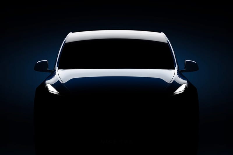 名偵探系列－Tesla Model Y 發佈會邀請函暗藏「神秘訊息」