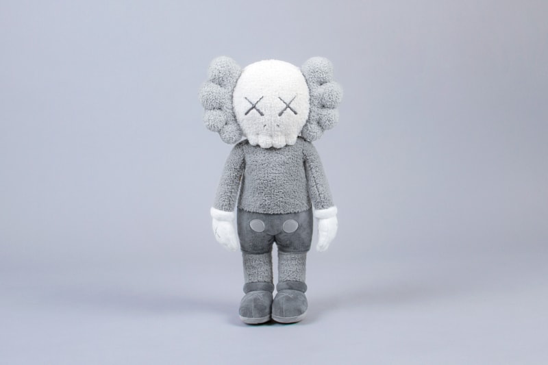 重磅突擊－「KAWS:HOLIDAY」香港站追加 20" Companion 毛絨公仔