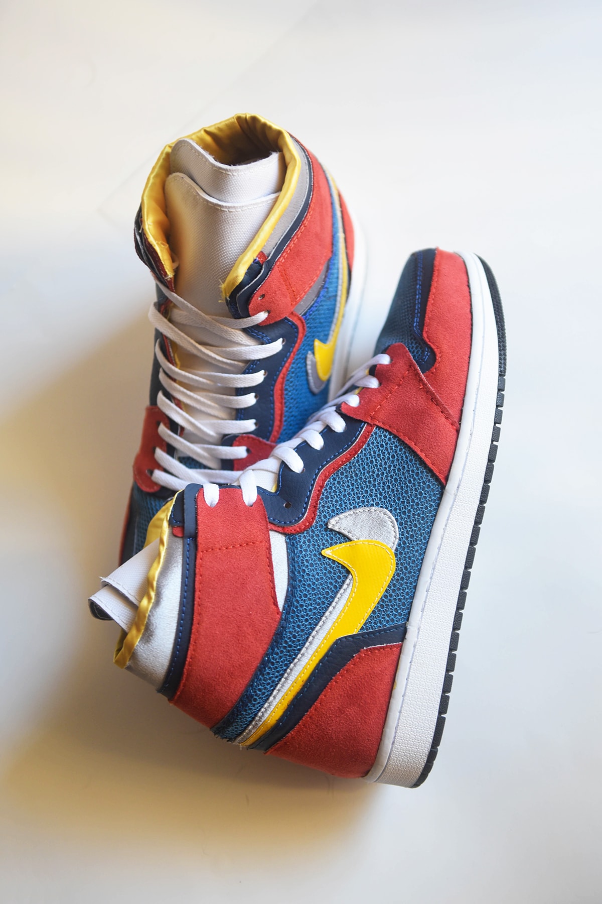 AMAC Customs 以 sacai x Nike 為靈感打造 Air Jordan 1 High 客製鞋款