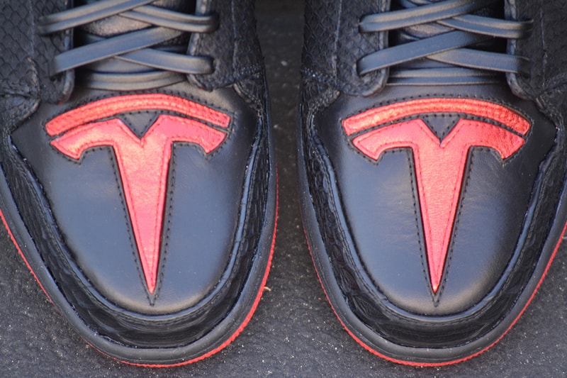 Elon Musk 親自穿用！率先近賞 Air Jordan 1「Tesla」鞋款