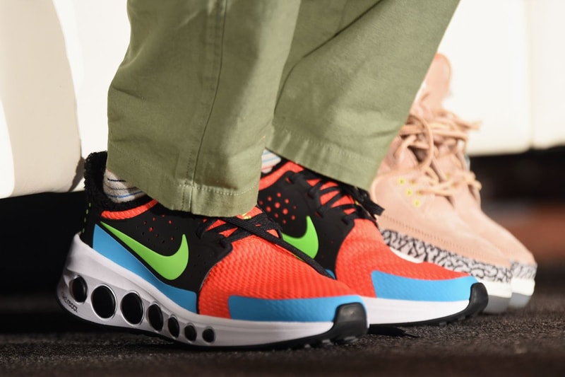 Tinker Hatfield 於 SXSW 穿上一雙神秘 Nike React 運動鞋