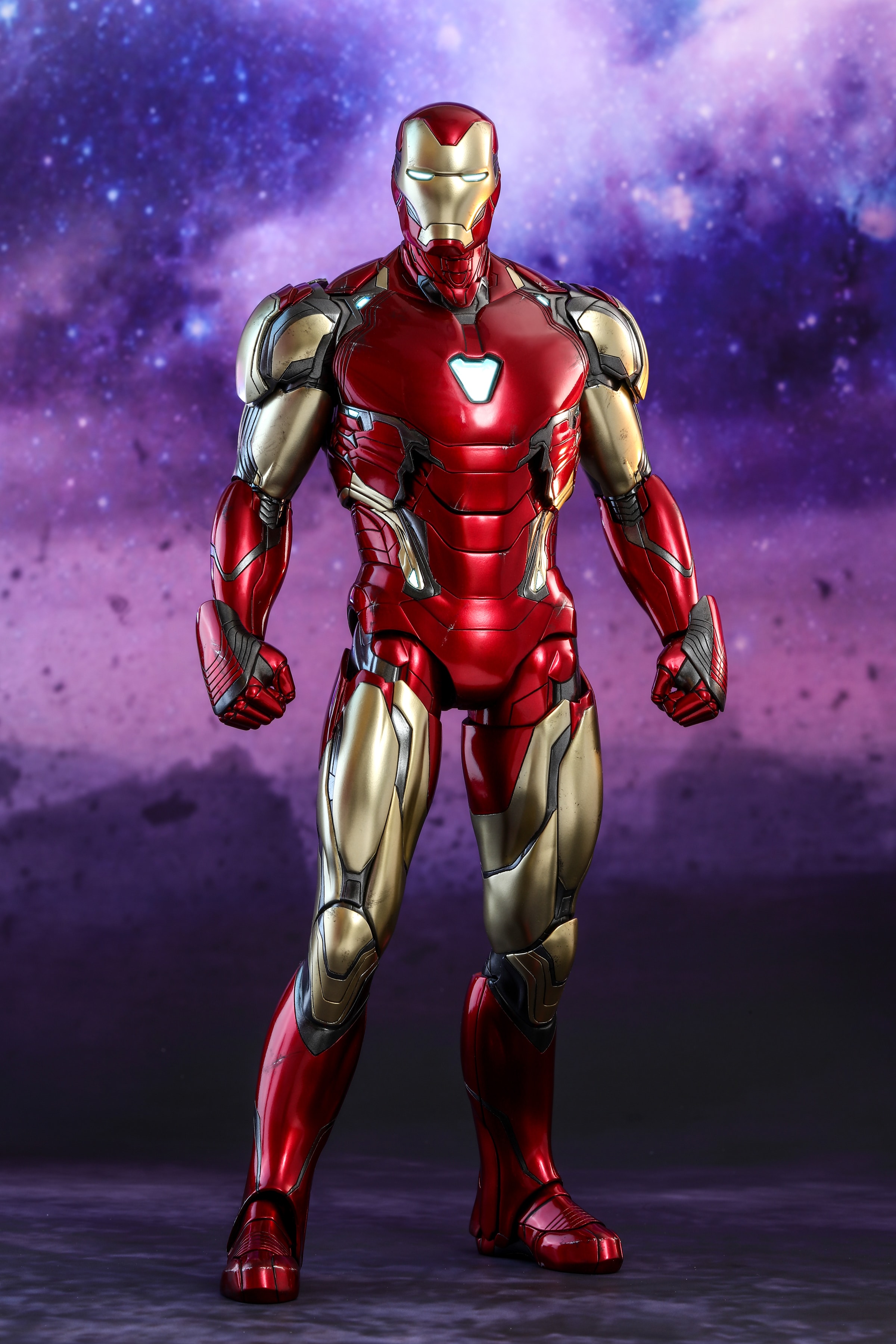 Hot Toys 全新 Iron Man Mark LXXXV 及 Thanos 珍藏人偶已接受預訂