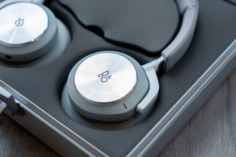 頂上奢華結合－近賞 RIMOWA x Bang & Olufsen 聯名 Beoplay H9i 無線藍牙耳機