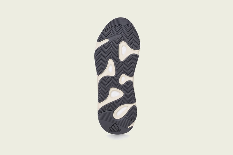 YEEZY BOOST 700 全新配色「Analog」官方圖輯公佈