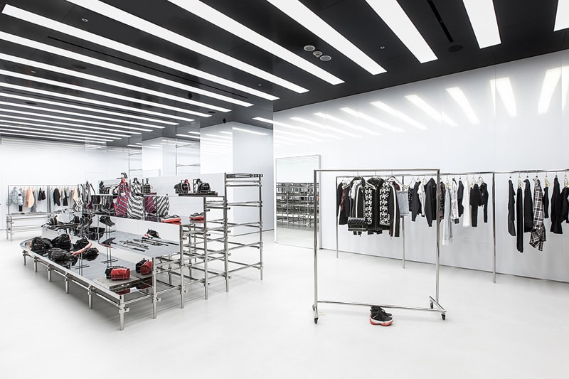 主理人親臨現場！率先走進 Alexander Wang 台灣首間門店