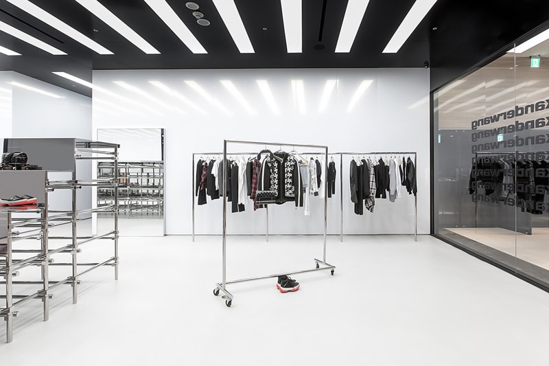 主理人親臨現場！率先走進 Alexander Wang 台灣首間門店