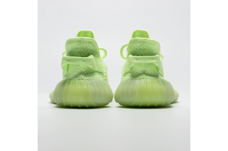 搶先預覽 YEEZY BOOST 350 V2 全新配色「Glow In The Dark」
