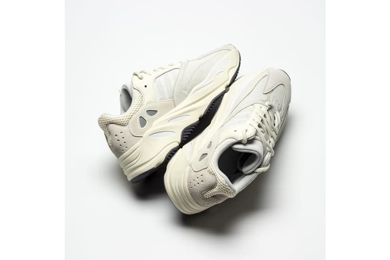 率先近賞 YEEZY BOOST 700 全新配色「Analog」細節一覽