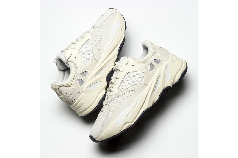 率先近賞 YEEZY BOOST 700 全新配色「Analog」細節一覽